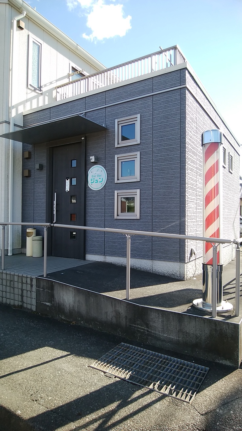 BarBerジュン