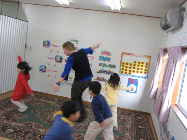 三島　英会話＆留学　キディ学園