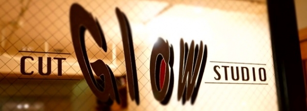 カットスタジオGlow（グロウ）