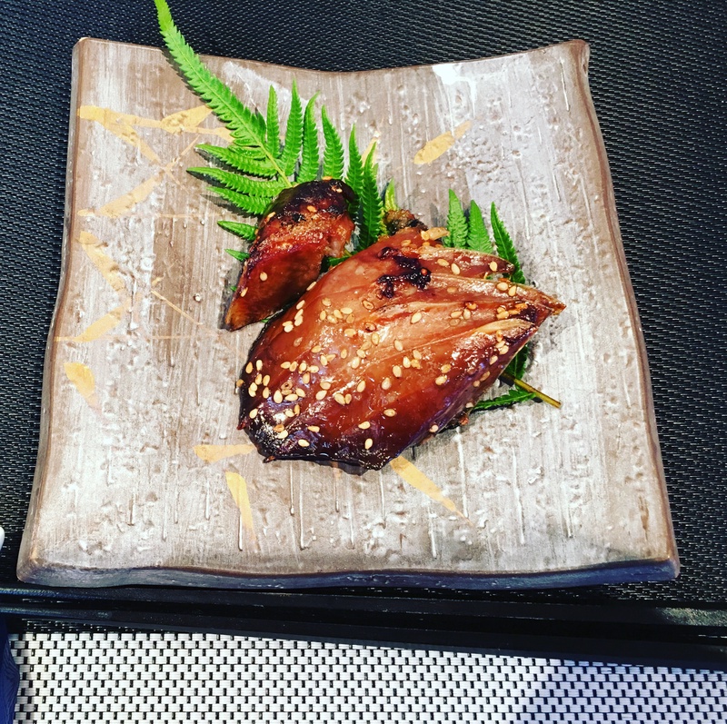 熱海で評判のいい魚屋さん湊鮮魚店さん！
マグロのみりん干しとても美味しいです。
甘すぎなくて大好...